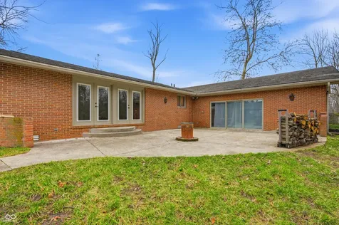 3505 Delaware Trail Muncie IN 47302
