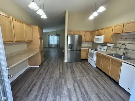 11018 Waterfield Lane Indianapolis IN 46235
