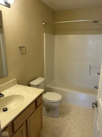 11018 Waterfield Lane Indianapolis IN 46235