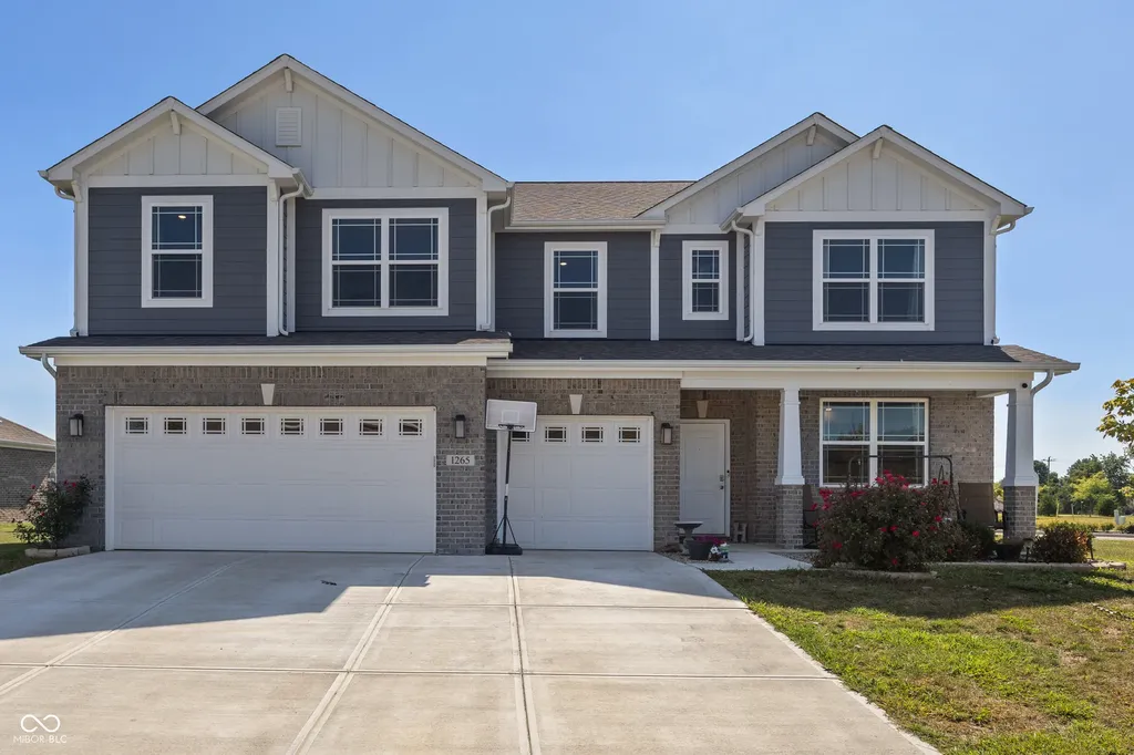 1265 Shaw Lane Shelbyville IN 46176
