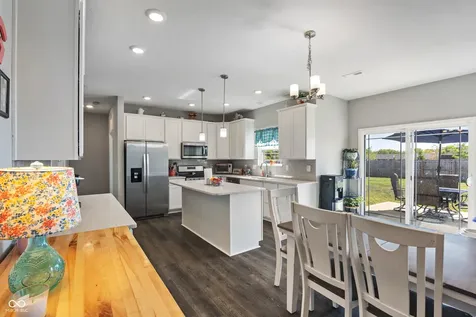 1265 Shaw Lane Shelbyville IN 46176