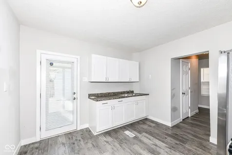 1722 Laurel Street Indianapolis IN 46203