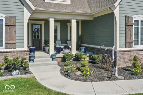 10780 Creekbed Circle Fishers IN 46038
