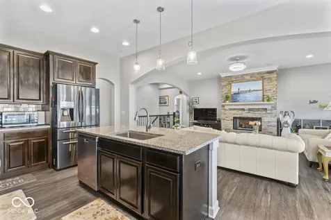 10780 Creekbed Circle Fishers IN 46038