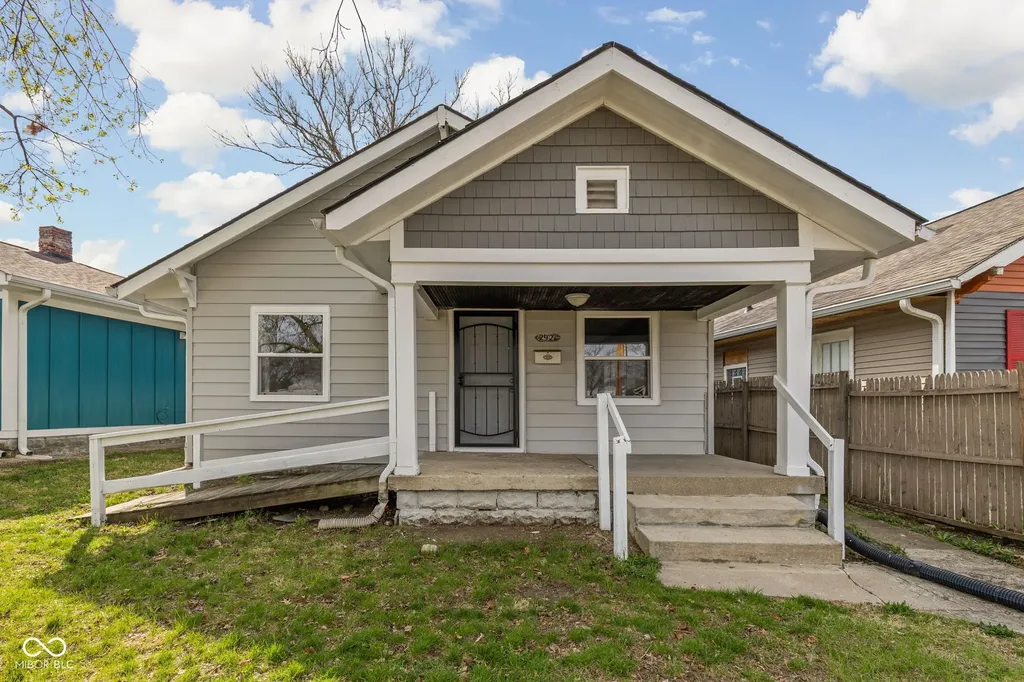 2921 E Brookside Avenue Indianapolis IN 46218
