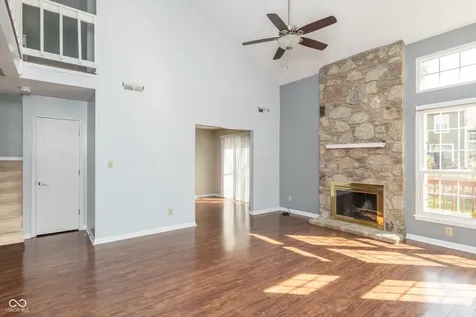 4681 Stansbury Lane Indianapolis IN 46254