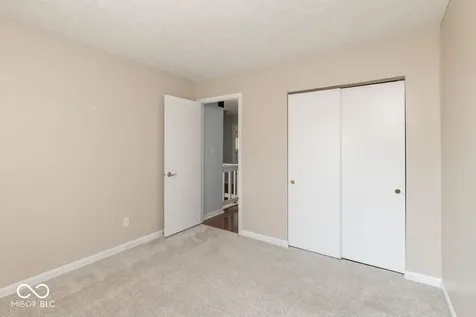 4681 Stansbury Lane Indianapolis IN 46254