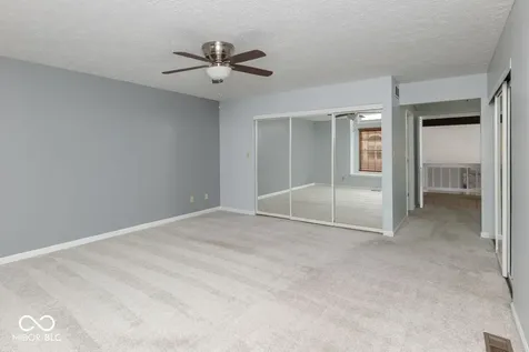 4681 Stansbury Lane Indianapolis IN 46254