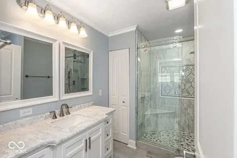 4681 Stansbury Lane Indianapolis IN 46254