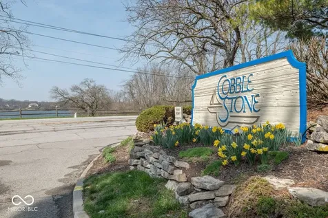 4681 Stansbury Lane Indianapolis IN 46254