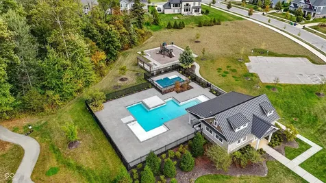 5130 Melbourne Place Zionsville IN 46077