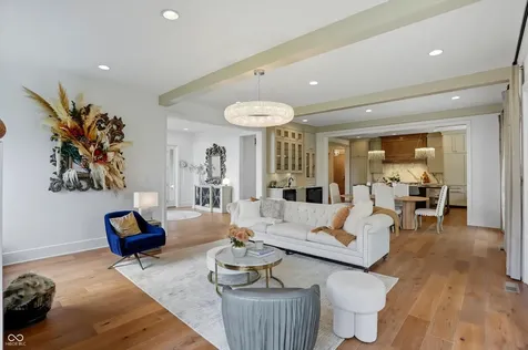 5130 Melbourne Place Zionsville IN 46077
