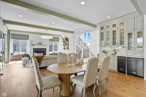 5130 Melbourne Place Zionsville IN 46077