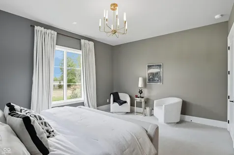 5130 Melbourne Place Zionsville IN 46077