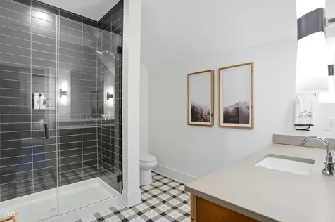 5130 Melbourne Place Zionsville IN 46077