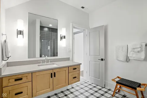 5130 Melbourne Place Zionsville IN 46077