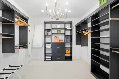 5130 Melbourne Place Zionsville IN 46077