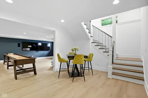 5130 Melbourne Place Zionsville IN 46077