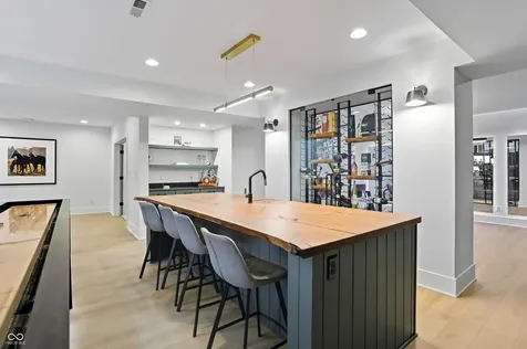 5130 Melbourne Place Zionsville IN 46077