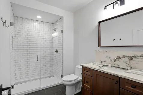 5130 Melbourne Place Zionsville IN 46077