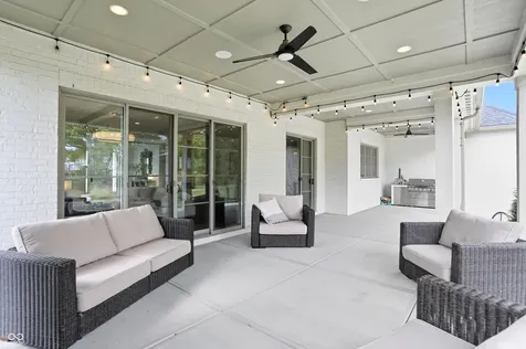 5130 Melbourne Place Zionsville IN 46077