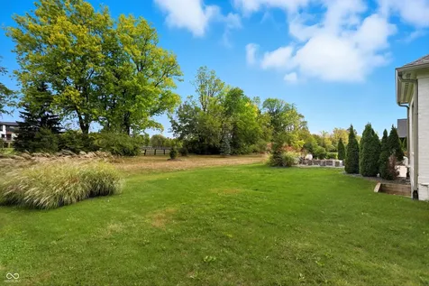 5130 Melbourne Place Zionsville IN 46077