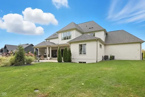 5130 Melbourne Place Zionsville IN 46077
