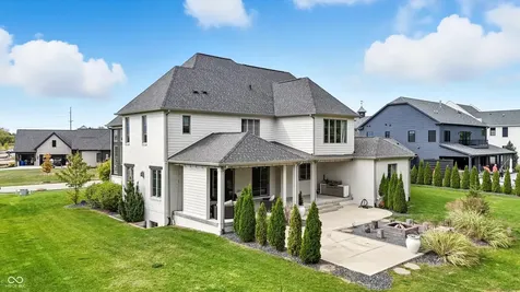 5130 Melbourne Place Zionsville IN 46077