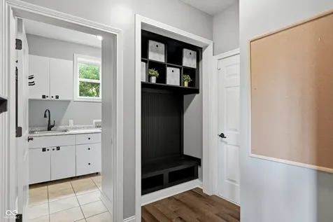 8842 Windpointe Pass Zionsville IN 46077