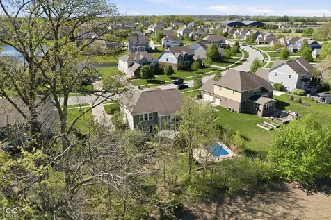 8842 Windpointe Pass Zionsville IN 46077