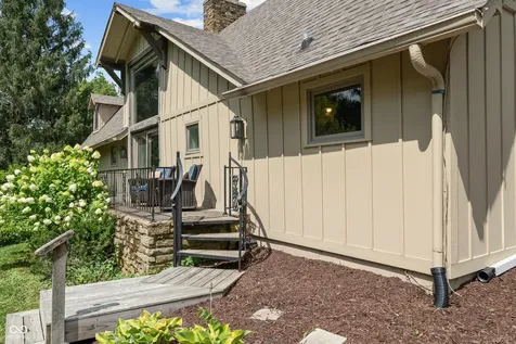 35 Spring Drive Zionsville IN 46077