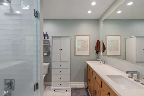 35 Spring Drive Zionsville IN 46077