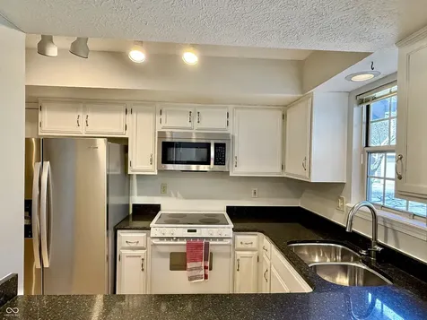 4779 Stansbury Lane Indianapolis IN 46254