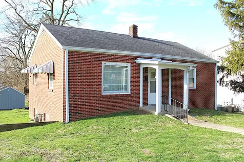 181 W Broadway Street Danville IN 46122