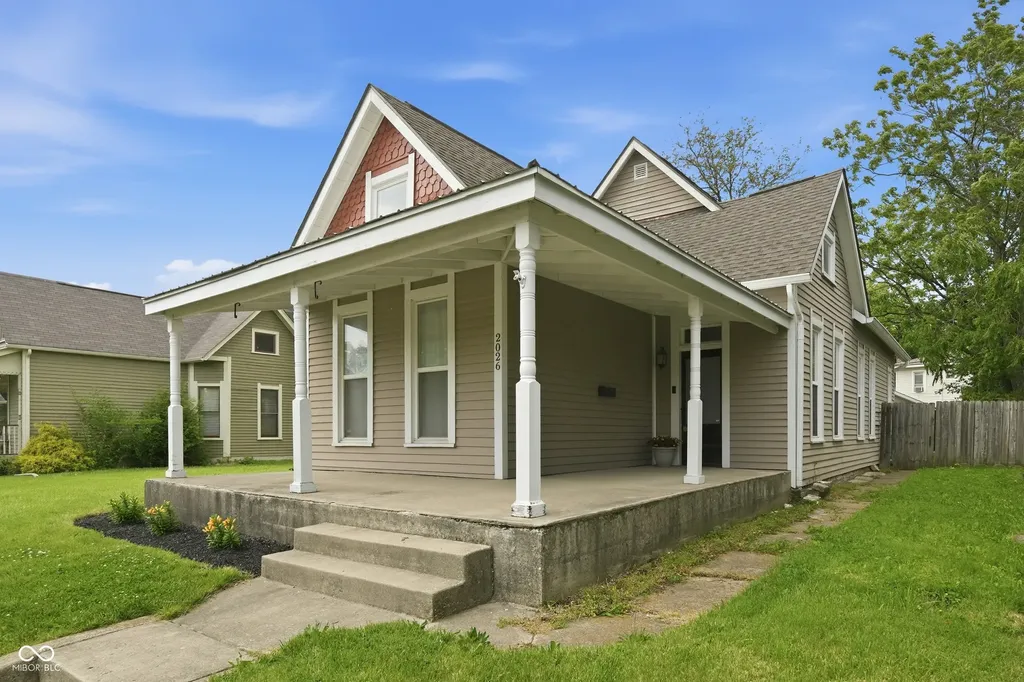 2026 E 10th Street Indianapolis IN 46201