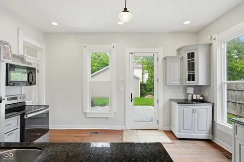 2026 E 10th Street Indianapolis IN 46201