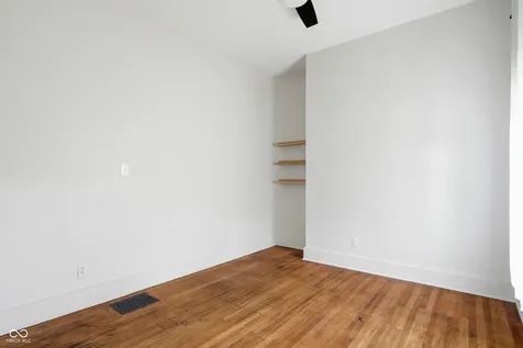 2026 E 10th Street Indianapolis IN 46201