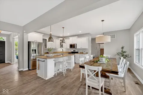 13714 Heatherfield Drive W Fishers IN 46038