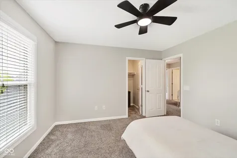 13714 Heatherfield Drive W Fishers IN 46038