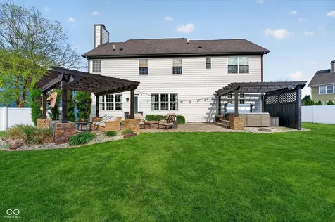 13714 Heatherfield Drive W Fishers IN 46038