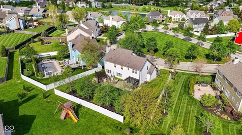 13714 Heatherfield Drive W Fishers IN 46038