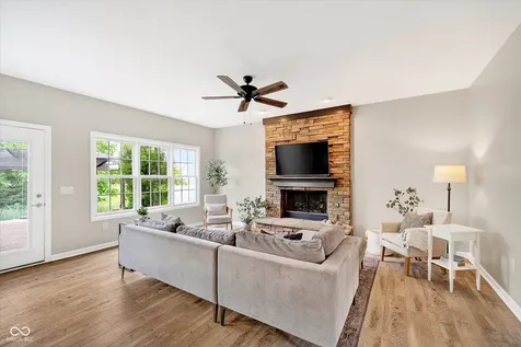 13714 Heatherfield Drive W Fishers IN 46038