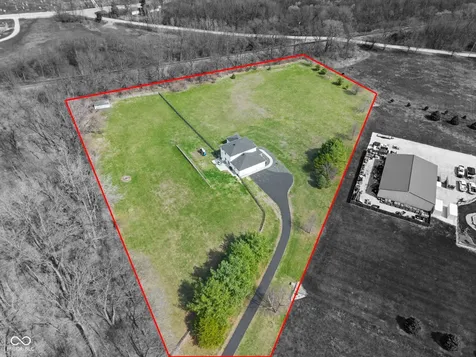 7627 Adams Road Lafayette IN 47905