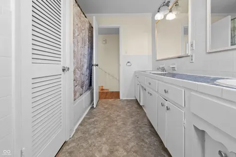 406 Griffin Road Indianapolis IN 46227