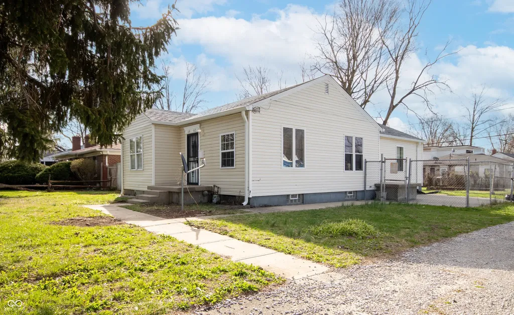 4803 E 34th Street Indianapolis IN 46218