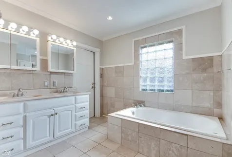 4803 E 34th Street Indianapolis IN 46218