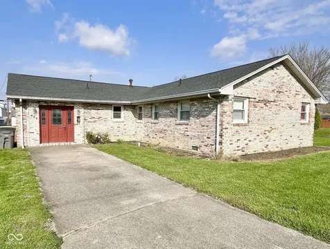 928 S Walnut Street Seymour IN 47274