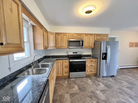 928 S Walnut Street Seymour IN 47274