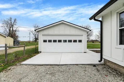 2836 N Michigan Road Shelbyville IN 46176