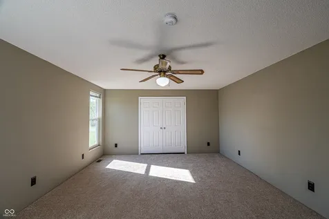 219 Frost Way Cloverdale IN 46120